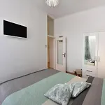 Premium Aria