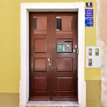 Διαμέρισμα Aria Two Bedroom With Terrace In The Center Πόρετς