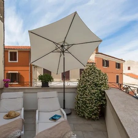 Aria Two Bedroom With Terrace In The Center * Πόρετς