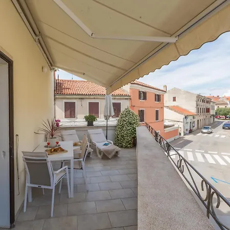 Premium Aria شقة *